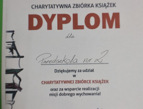Dyplom za charytatywną zbiórkę książek